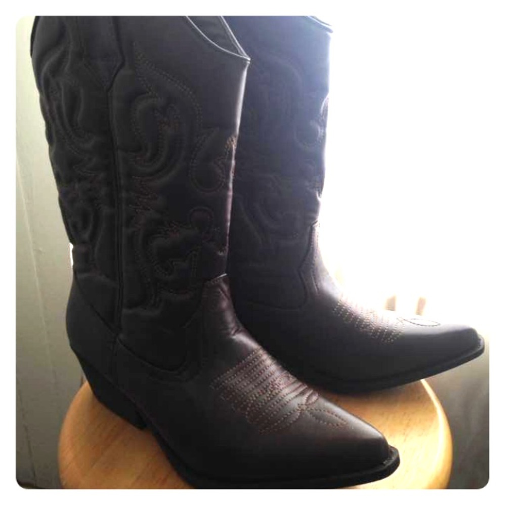 Woman’s cowboy boots